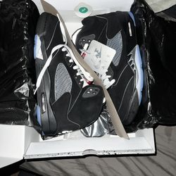 Jordan 5 Metallic 