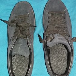 Puma- Size 9