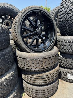 WHEELS US MAGS 20/22 STAGGERED 5x4.75