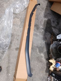 08-10 Ford F250 SD 2wd Front Bumper Valance Original