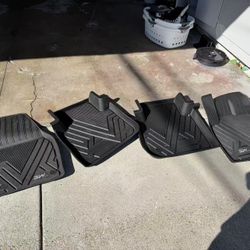 Volkswagen Tiguan All-Weather Floor Mats (2018–2024)