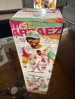 Luis Arraez Bobblehead $40