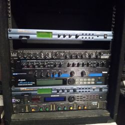 24 Bit Studio Effects / rackmount