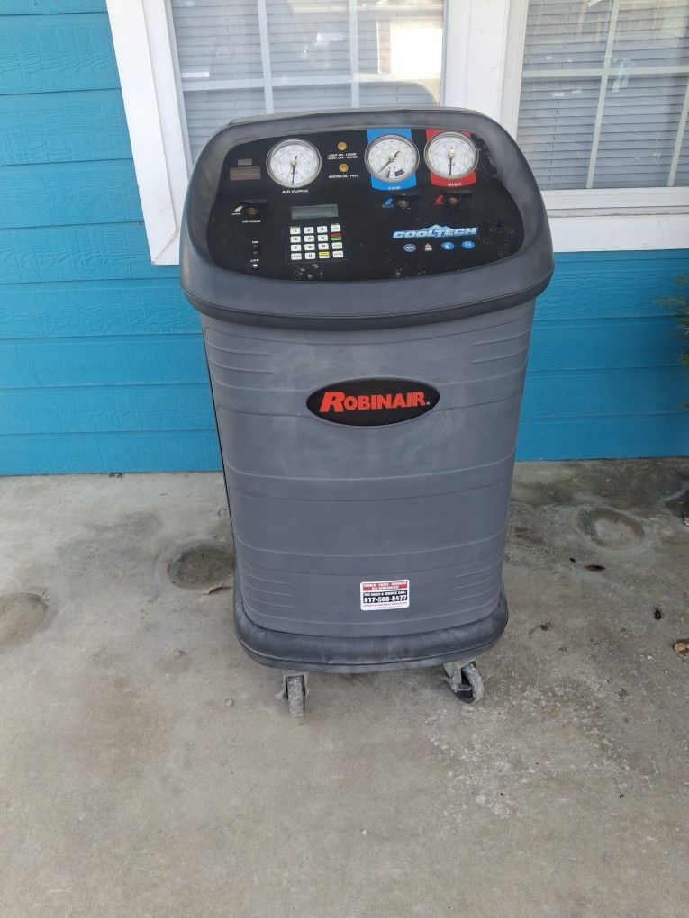 A/C MACHINE ROBINAIR for Sale in Dallas, TX - OfferUp