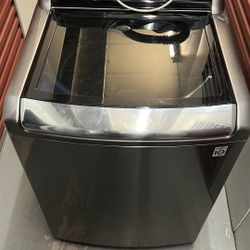 LG Electric Washer And Dryer 