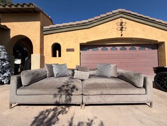 Sectional couch