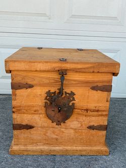 Rustic chest
