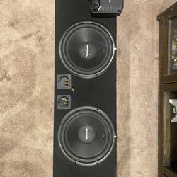 Rockford Fosgate Subs And Amp