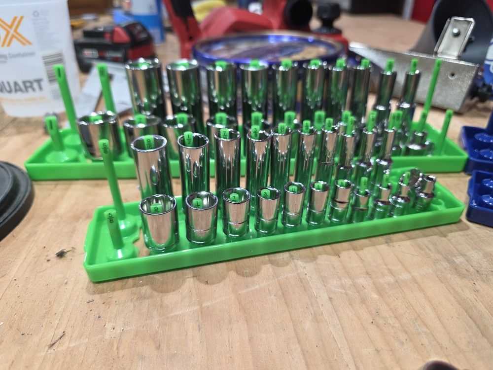 Husky Socket Set With Socket Organizers