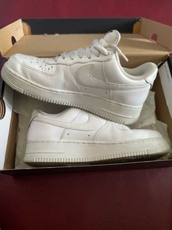 Nike Air Force 1 FlyEase