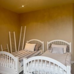 Twin Beds - Bunk