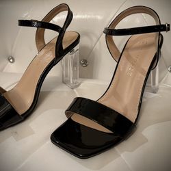 Black Heels ✨ size 6 