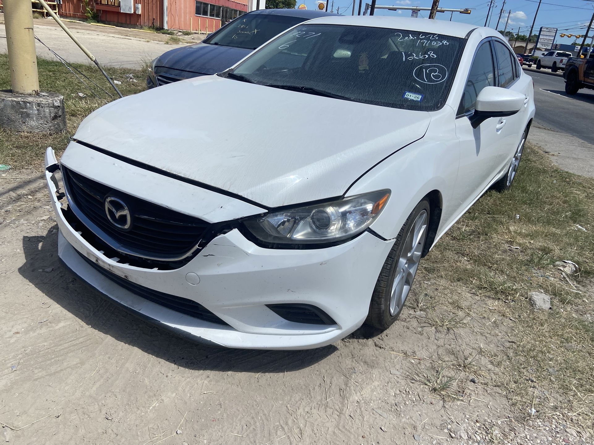17 Mazda 6 Parts Partes Solamente