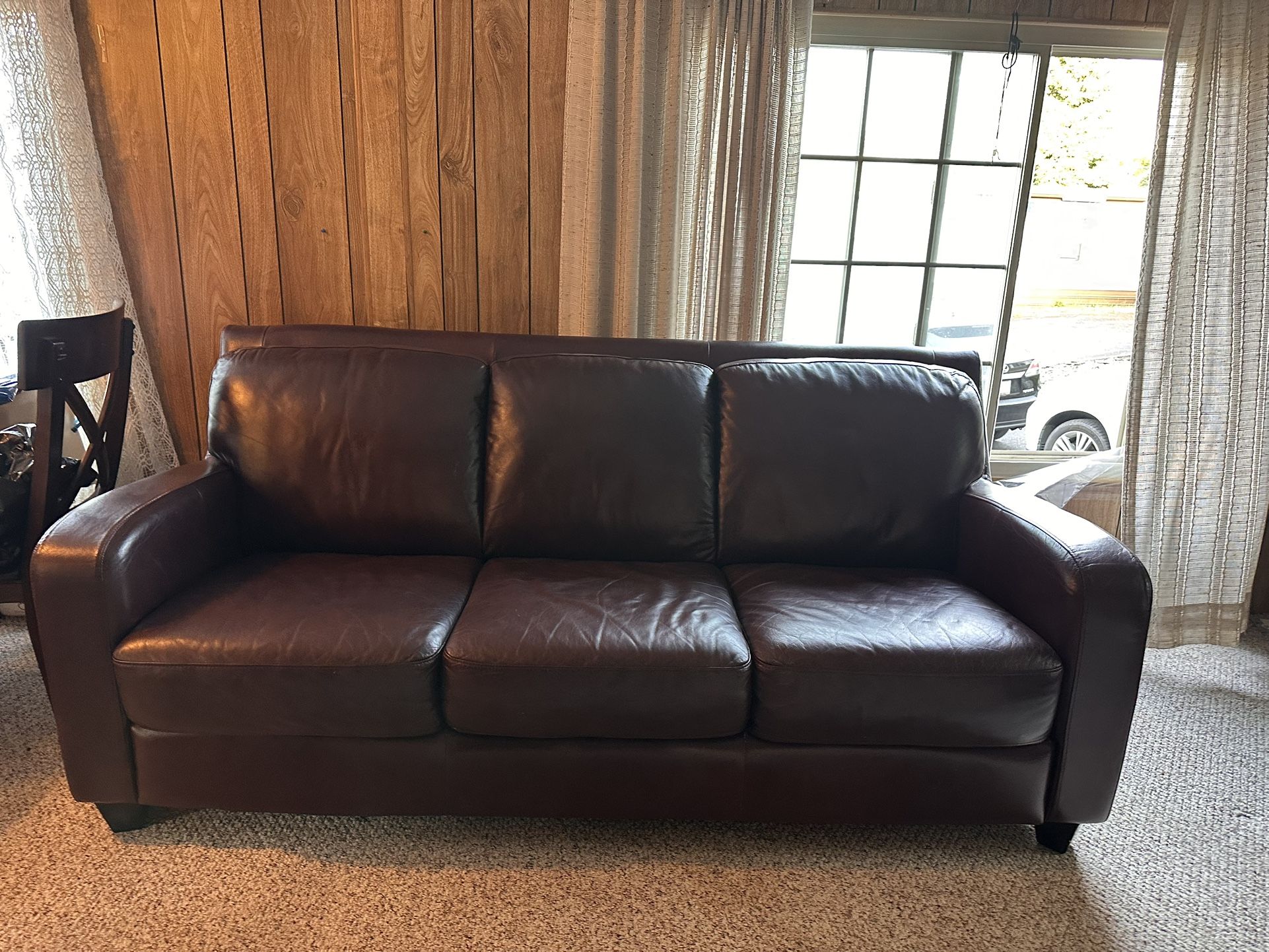 Excellent Condition Leather Couch