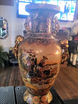 Collectable Glassware  Fenton and other