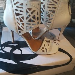 Nine West White 7.5 NIB Shoes