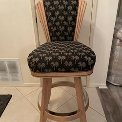 NEW BAR STOOL-Swivels 360-BACK BOUNCES AND IS 16” From Top Of Seat