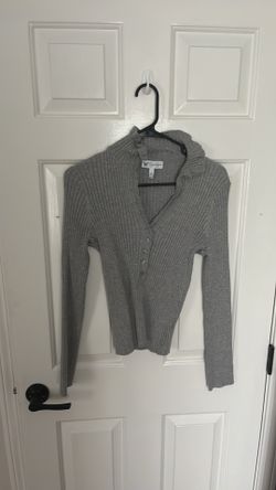 Jessica Simpson Sweater - Size L