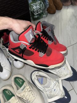 Jordan 4