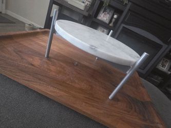 One-Tier metal and Marble Serving Stand