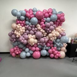 Organic Balloon Wall