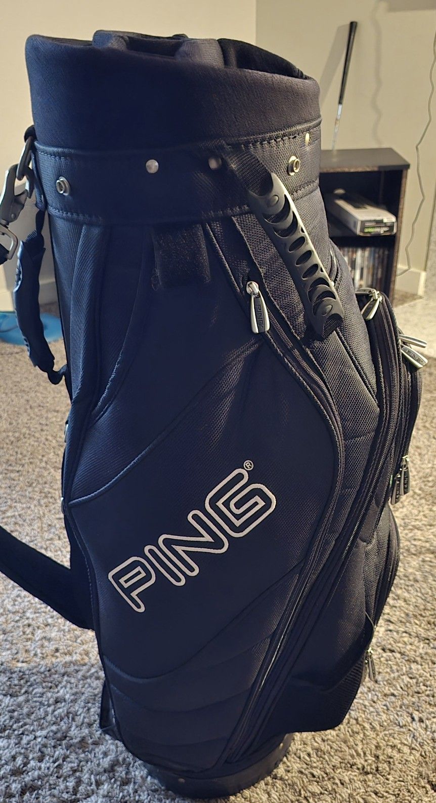 golf bag rain cover ping SYCFQX ​Hood Waterproof, Rain Cape for Golf Bags fit Almost All Tour Bags Golf Bags or Carry Cart for Mens Women Golfer (Black) : Sports & The Jef World of Golf convenient clear rain cover is the perfect solution for protecting your golf bag and clubs from unpredictable weather conditions Ping Hoofer Tour 244 Golf