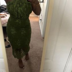 Green lace evening dress