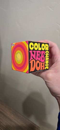 Needoh Color Change Groovy Glob YELLOW NEW