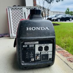 HONDA 2200 Watt Portable Generator