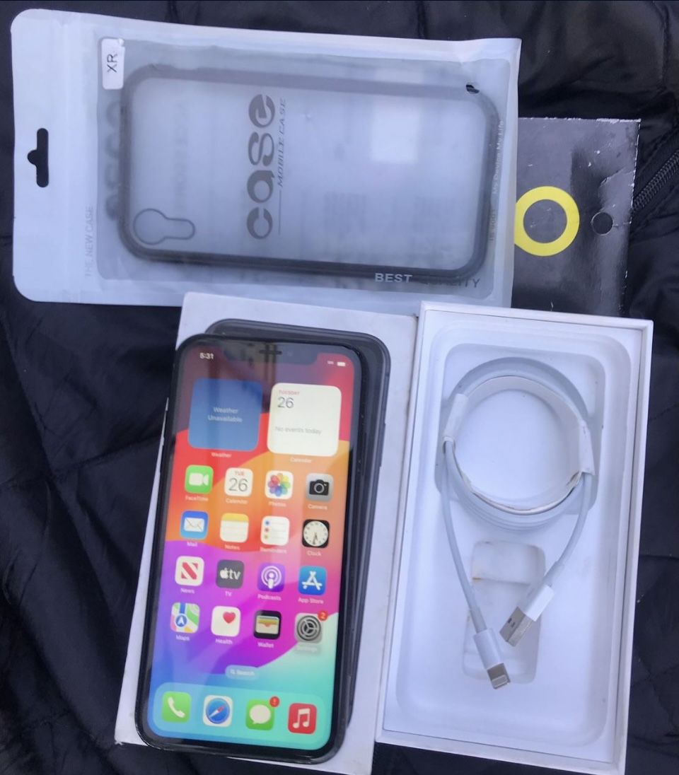 iPhone XR 128gb Unlocked for any service. It's new a 9.5 out of 10 battery health 100% new accessories can deliver 90 day warranty