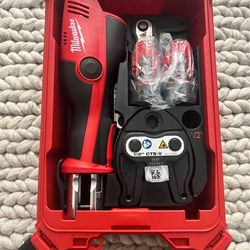 Milwaukee M12 Pro Press in Packout Box
3d Printed 1/2"-1 1/4" Jaws