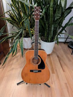 Yamaha FG430 guitar / new strings