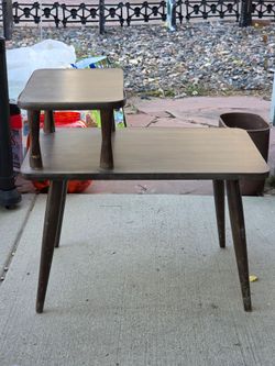 Vintage Mid-Century 2-Tier Step End Table / Telephone Stand
