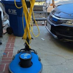 Windsor Polish Floor Machine Perfect Condition 325.00   