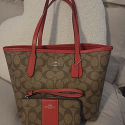 Coach Mini City Tote Bag & Matching Zip Corner Wristlet 