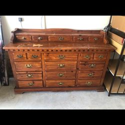 Solid Wood Dresser With Double Mirror
