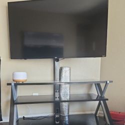 Onn 55" 4K Roku Smart TV /w Glass TV Stand