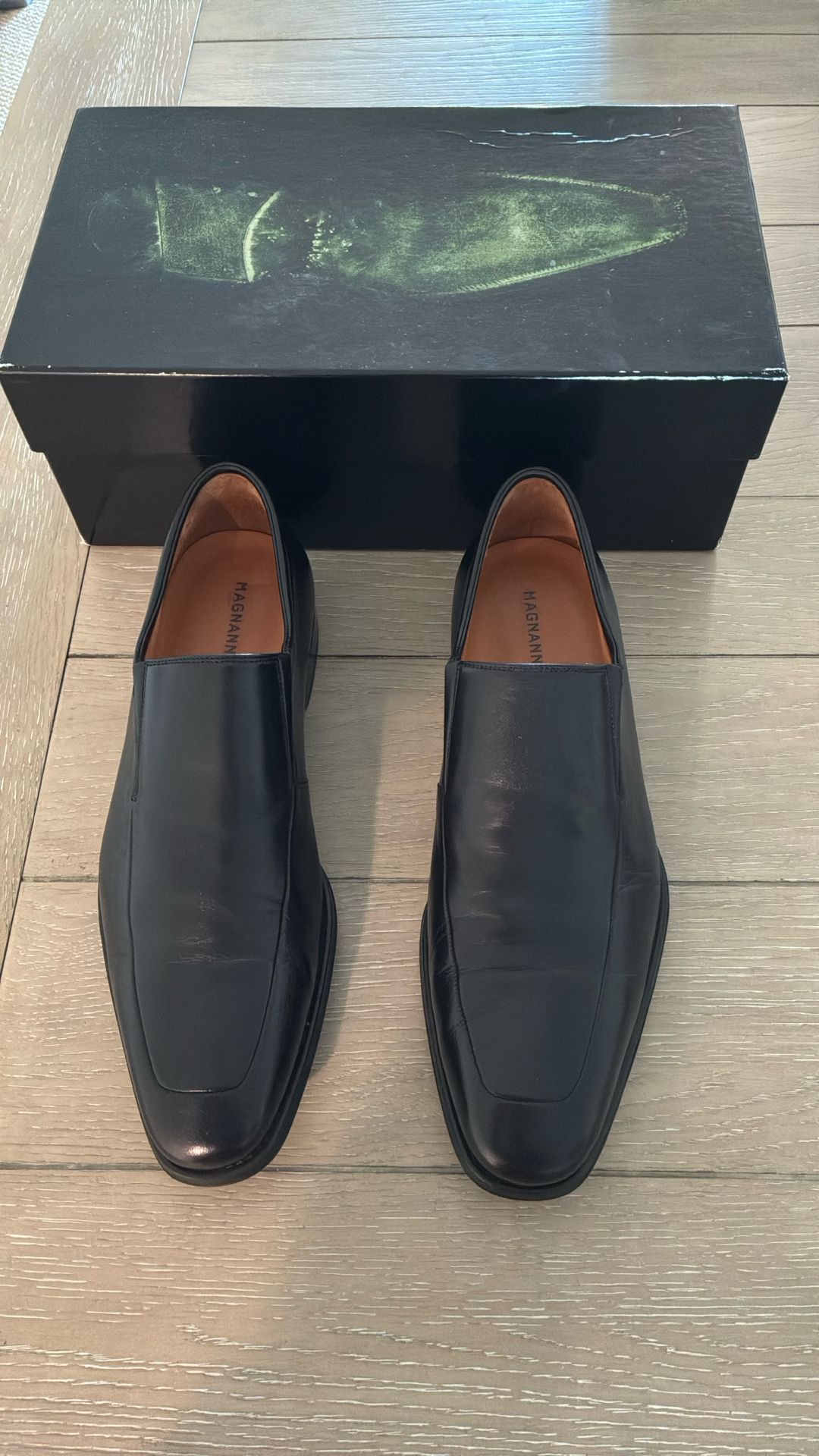 Men’s Magnanni Shoes Size 9 1/2 D