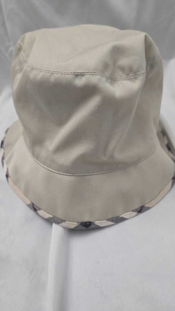 Burberry London Bucket Hat