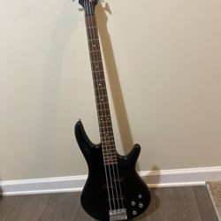 Ibanez 4 String Bass Guitar, Right Handed, Black 