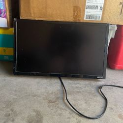 Vizo TV  13inx22in Flat 