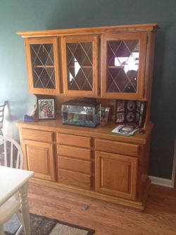 Vintage china hutch!!