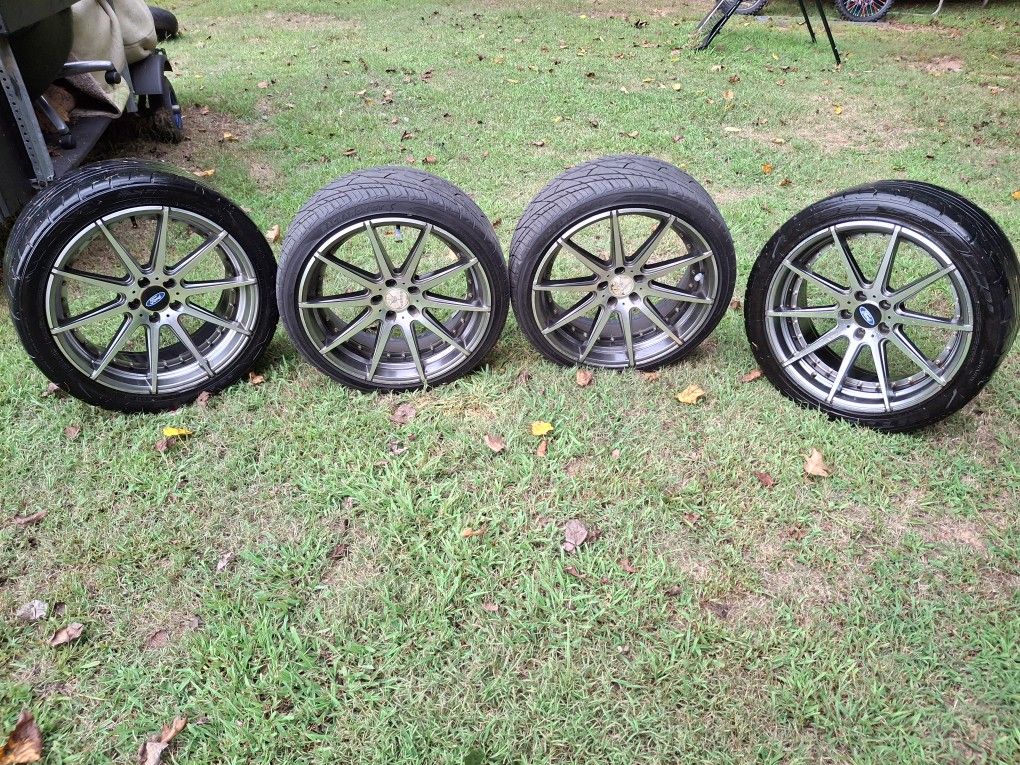 Mustang 20" Rims With Tires, Fits Ford Lug Pattern Came Off Mustang Gt