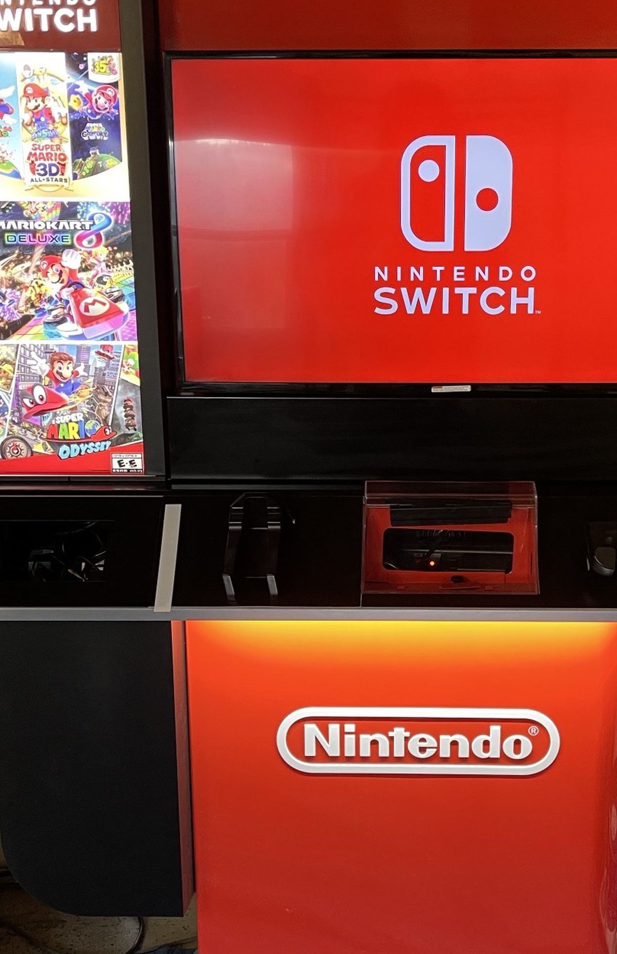 Nintendo Switch Kiosk