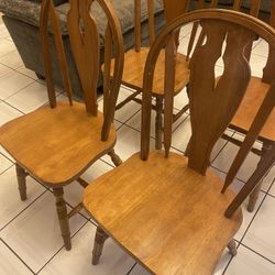 4 Very Nice Chairs 