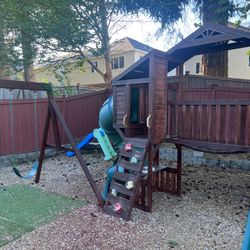 KidKraft Playground Set – Excellent Condition