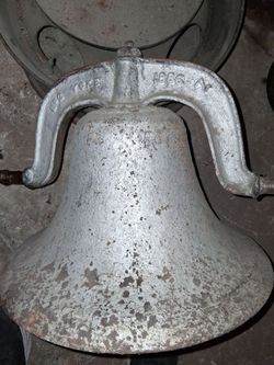 Crystal iron bell