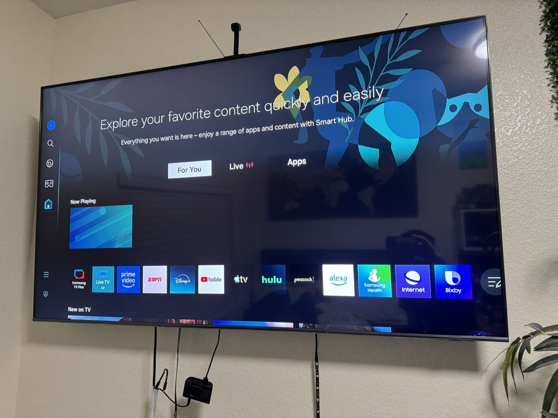 Samsung QLED 65 Inch TV Like New