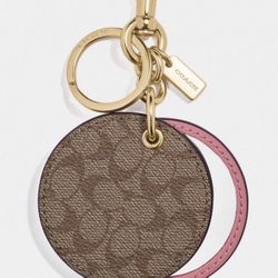 Coach Mirror Bag Charm/Espejo Coach $40