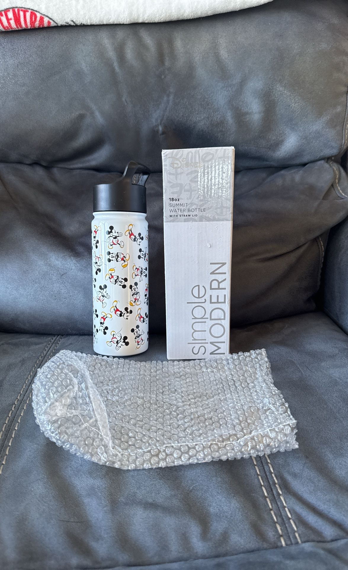 New In Box 18 Oz. Simple Modern Disney Mickey Mouse Premium Insulated Stainless Steel Summit Water Bottle With Straw Lid